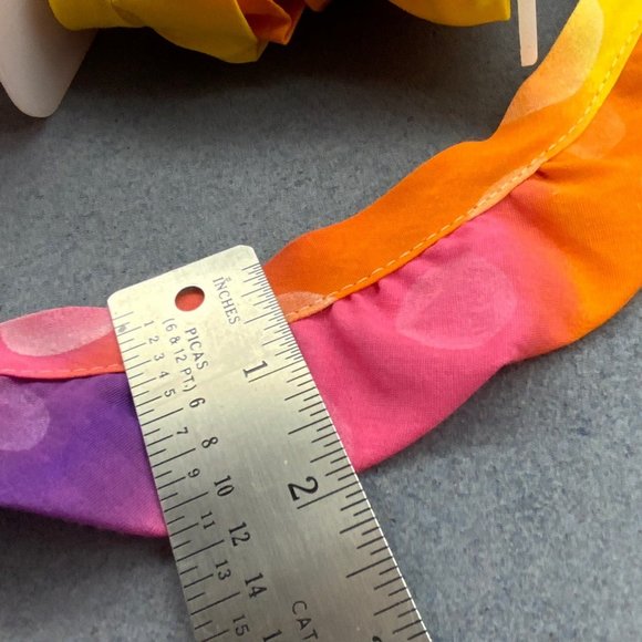 Vintage Ruffled Trim Pink Orange Yellow Purple Dot 2 Bolts - Picture 3 of 3
